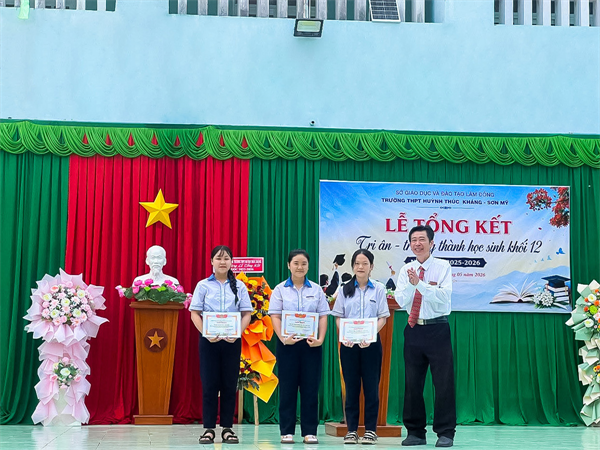 Hình ảnh tại trường38
